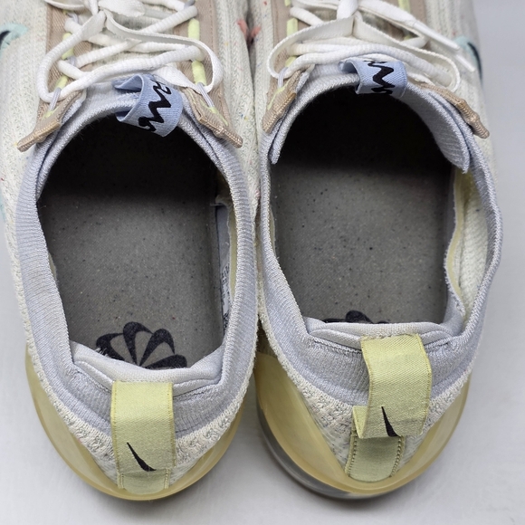 Nike Air Vapormax 2021 FK White Black Sneaker DQ7633-100 Men Size 12.5 Pre-owned - Picture 9 of 10